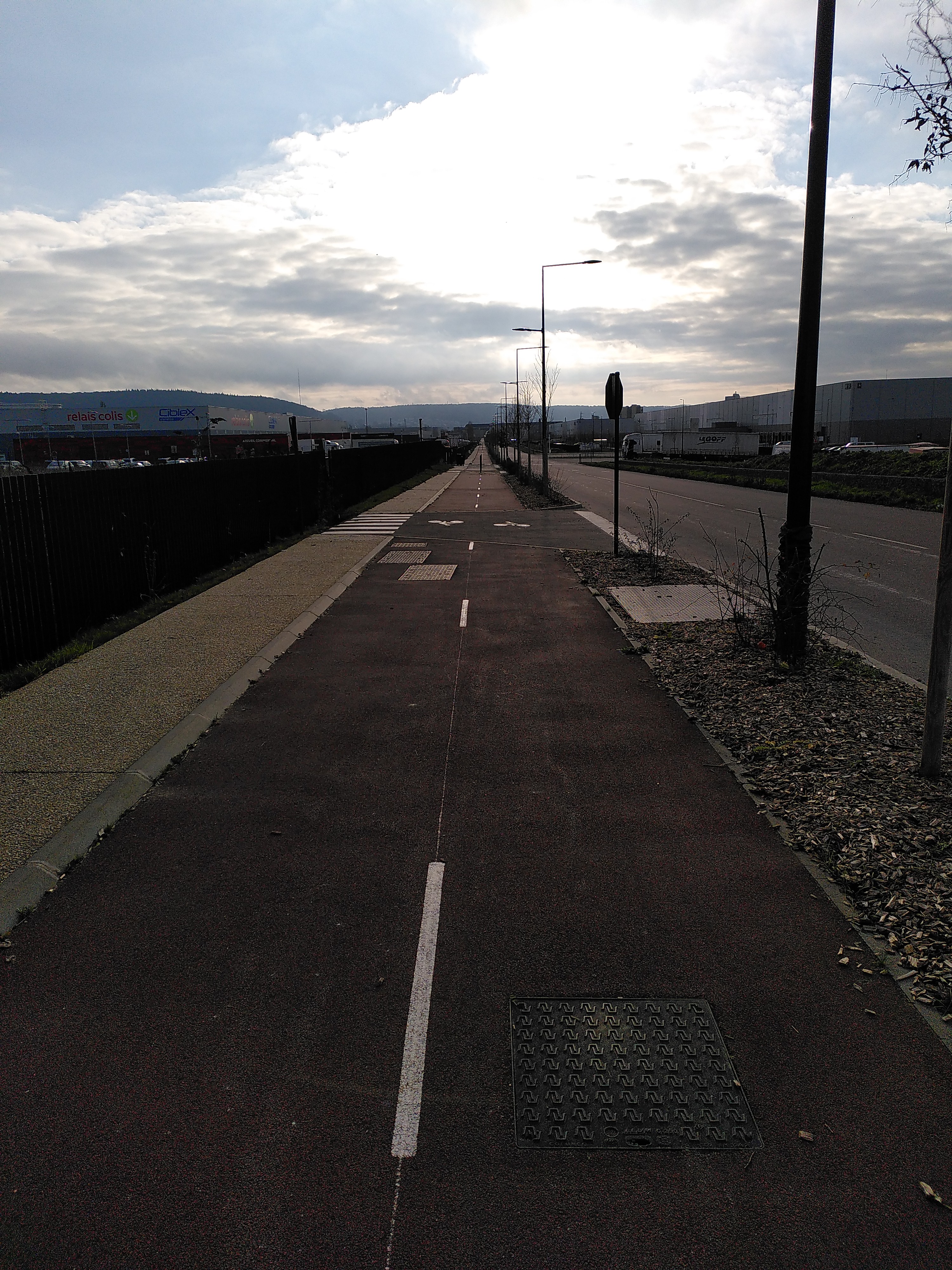 Aperçu de l'itinéraire 3 sur la traversée de l'ancienne raffinerie Shell entre Petit-Couronne et Grand-Couronne
