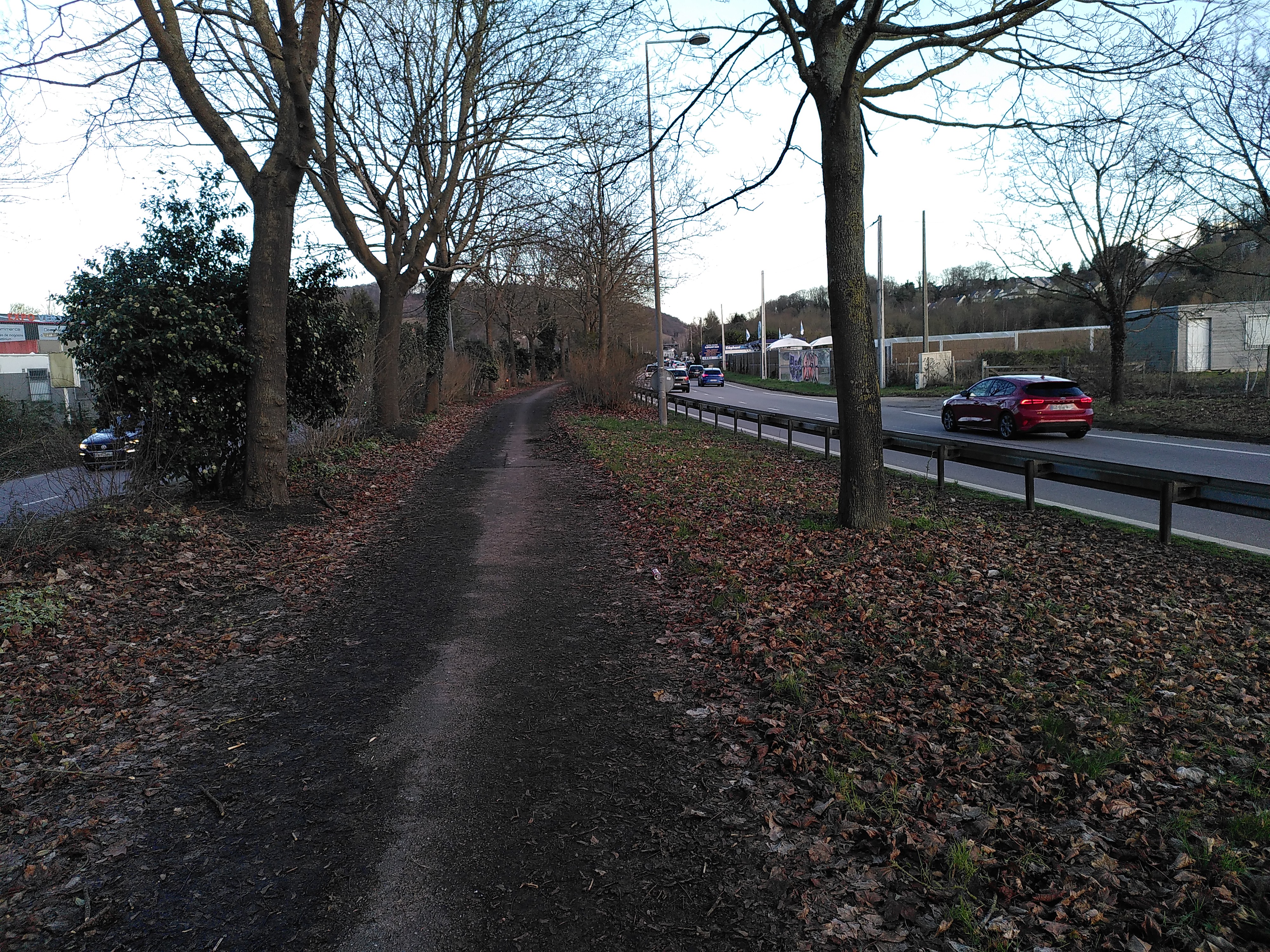 Aperçu de l'itinéraire 9 sur la route de Lyons entre la rue de Repainville et le carrefour de la Bascule
